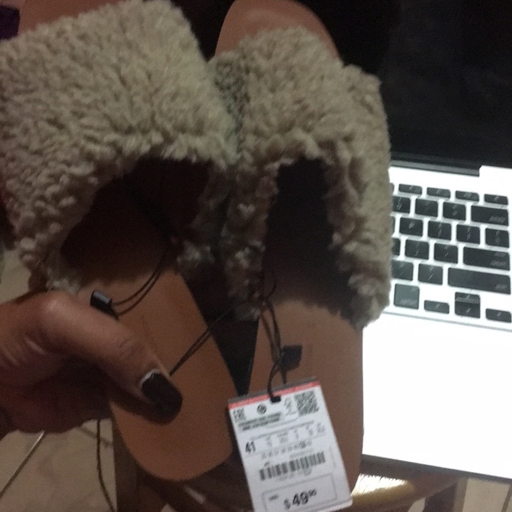 Zara fur slides